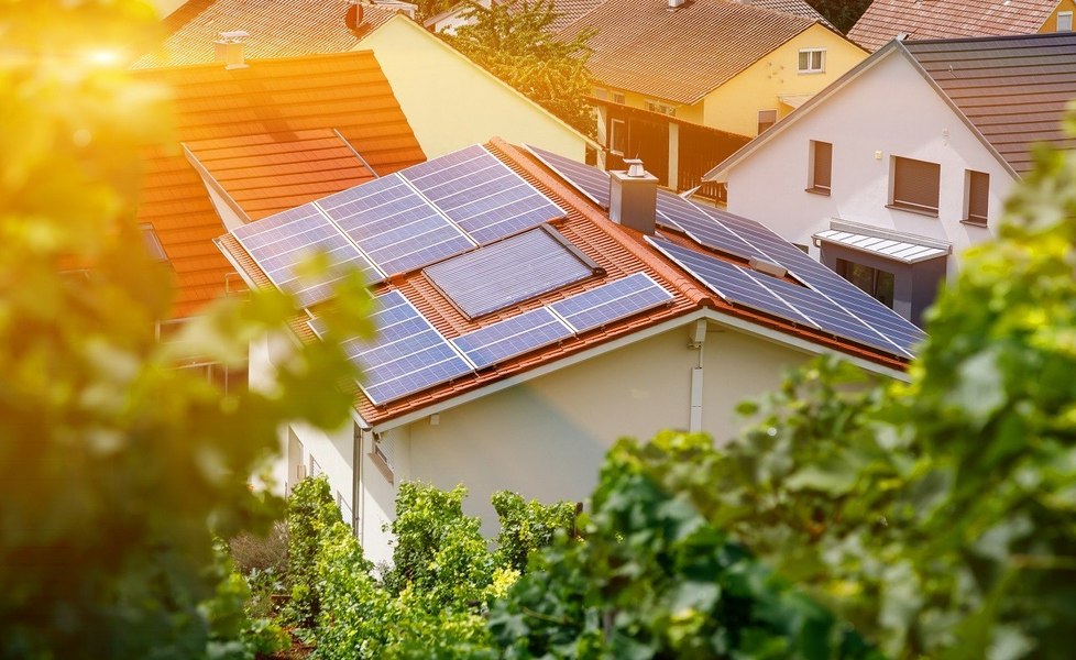 Fechet anunță bugetul pentru „Casa Verde Fotovoltaice”: Românii vor benefecia de 2 miliarde de lei VIDEO