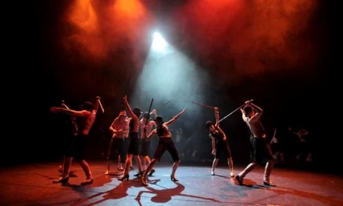 Cu „de ai lui Caragiale” prin Europa jpeg