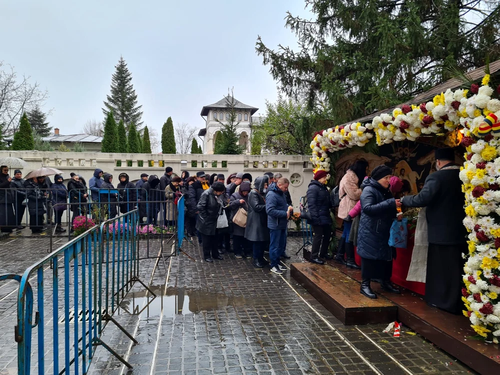 Mii de oameni la pelerinajul de Sf. Andrei FOTO: Arhiepiscopia Dunării de Jos