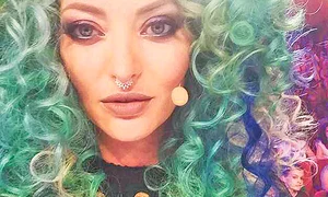 12 13 vedete foto1 2col dcxvvcxelia 0 jpeg