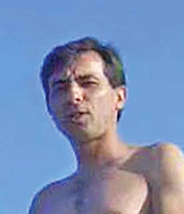 Robertino Gheghelaş (44 de ani)