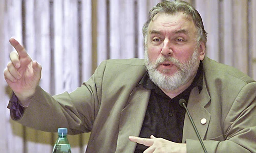 Păunescu jpeg