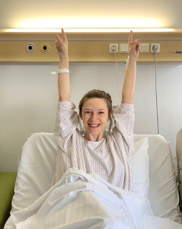 Adela Popescu a fost externată din spital