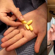 Americanca uimita de pretul pastilelor Sursa Magnific Reddit jpg