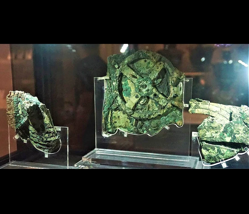Mecanismul din Antikythera jpeg