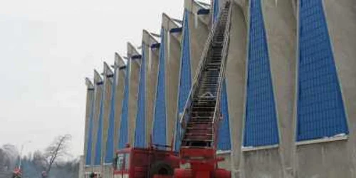 Intervenția pompierilor a durat mai bine de două ceasuri