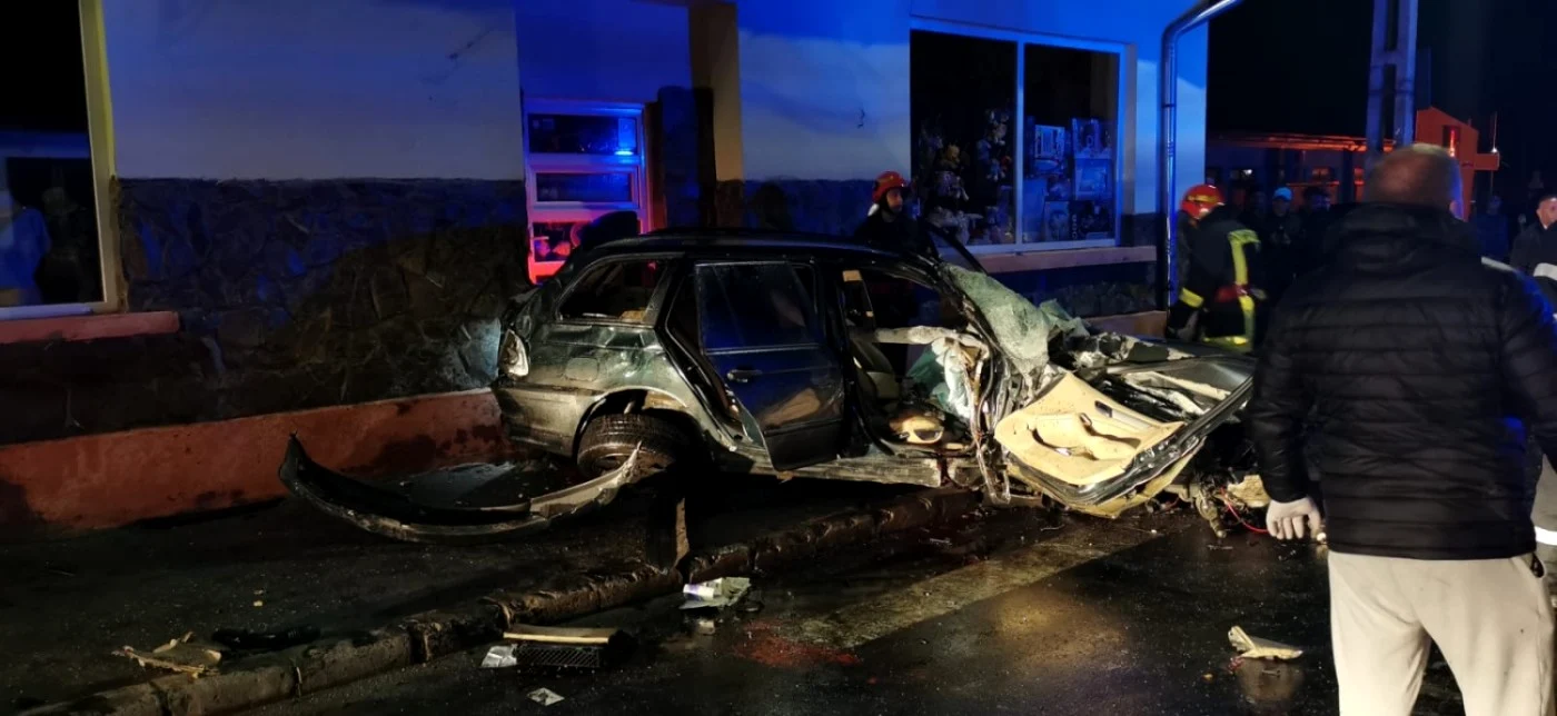 Imagine de la locul accidentului de la Târnăveni FOTO ISU Mures