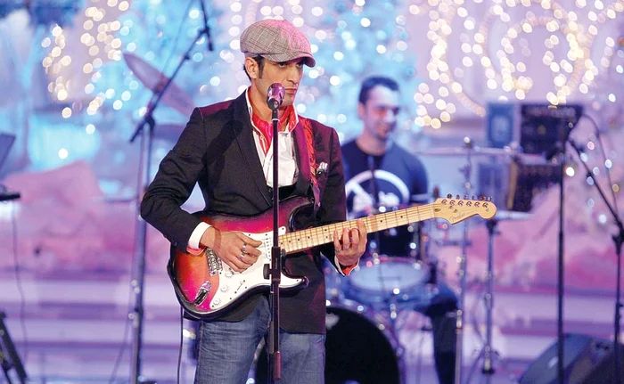 
    Iulian Canaf n-a avut noroc să-și continue cu succes cariera muzicală. După ”Vocea României”, unde a fost antrenat de Loredana, a intrat într-un con de umbră  