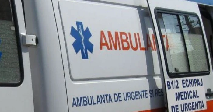 Fetiţa a fost accidentată uşor