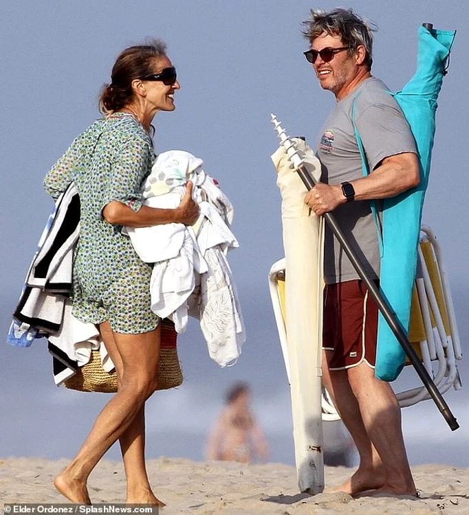 A fost  însoțită de  soțul ei,  Matthew  Broderick