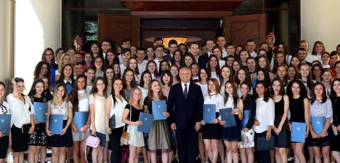 FOTO President.md