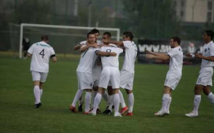 Cluj: „U” Cluj defilează în campionat. A învins din nou, pe FC Silvania (FILMUL MECIULUI şi GALERIE FOTO)