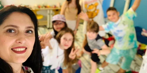 Corina Lupu consilier comunicare relationala FOTO arhiva personala (4) jpg
