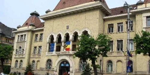 Primăria Târgu-Mureş are lacune în ceea ce priveşte transparenţa decizională 