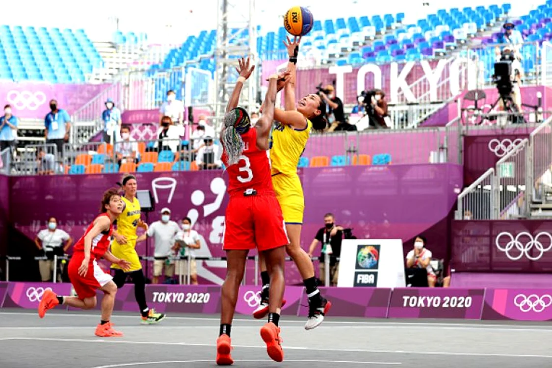 
    Sonia Ursu, în aruncare contra Japooniei, la Jocurile OlimpiceFoto: Guliver/ GettyImages  