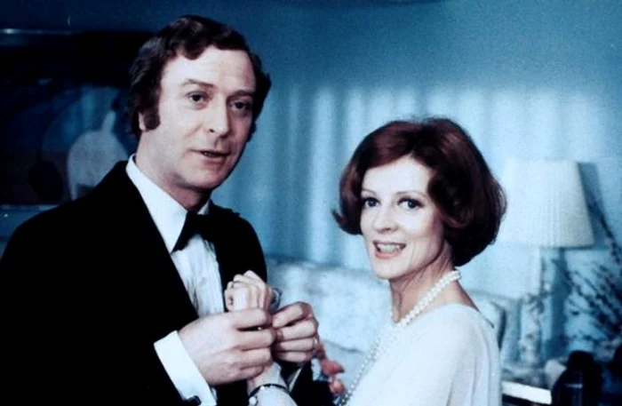 
    Captură din filmul California Suite cu Maggie Smith și Michael Caine.foto: Cinemagia  