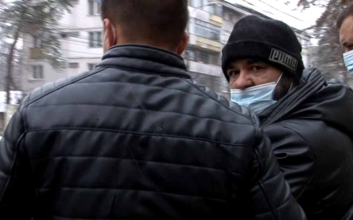
    Criminalul Anghel Ghiocel Ţibuleac a ieșit din închisoare după ce a ispășit 23 de ani pentru omor deosebit de grav și și-a schimbat numele în Ghiocel TimofeevFoto: monitorulsv.ro  