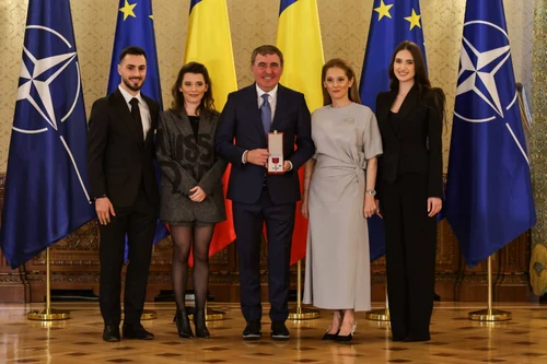 Familia lu Gheorghe Hagi la Palatul Cotroceni, foto Facebook jpg