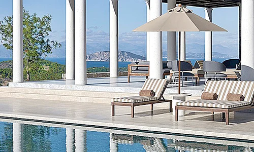 Alice Peneacă și Boby Păunescu s au  distrat în sudul Greciei, într un resort  de lux, construit din marmură jpeg