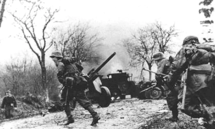 Începe ultima ofensivă germană pe Frontul de Vest: „Ofensiva din Ardeni” jpeg