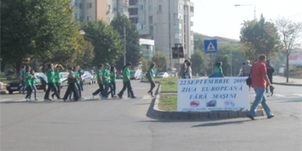 Bulevardul A.I. Cuza, închis pentru maşini
