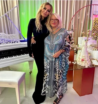 Daniela Gyprfi și Mirabela Dauer, la nunta lui Alin Oprea Sursa :Instagram