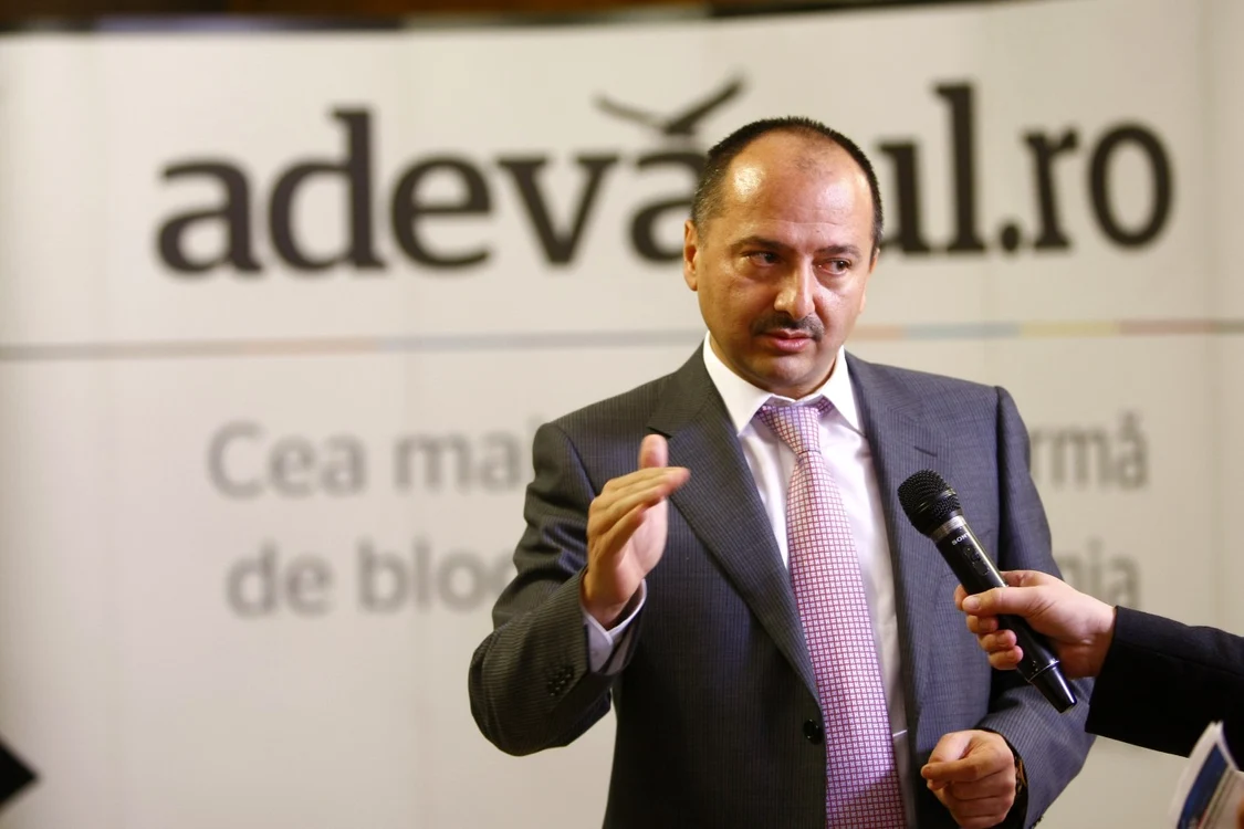 Borza a spus săptămâna trecută că Hidroelectrica va ieşi din procedura de reorganizare judiciară în vara anului viitor şi se va lista în ultimul trimestru din 2015