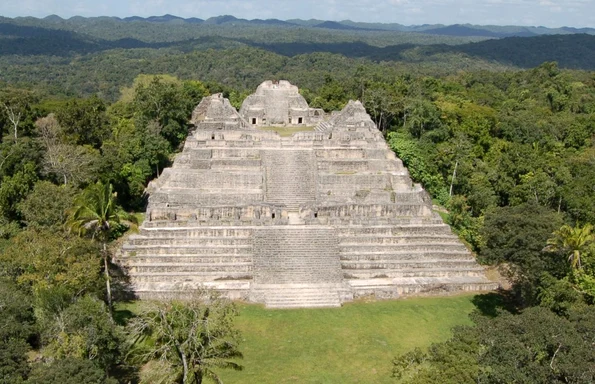 Caracol (© University of Houston)