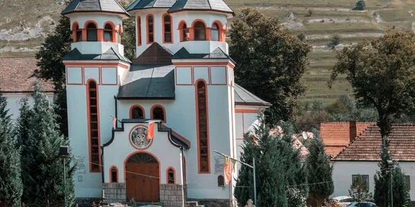 Biserica ortodoxa Rimetea sursa Cool Stuff jpeg