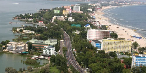 Mamaia, gârbovită de taxe