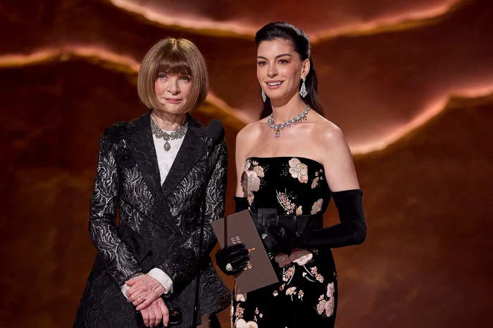 Anna Wintour și Anne Hathaway au creat un moment viral la Oscar 2026. FOTO: Profimedia
