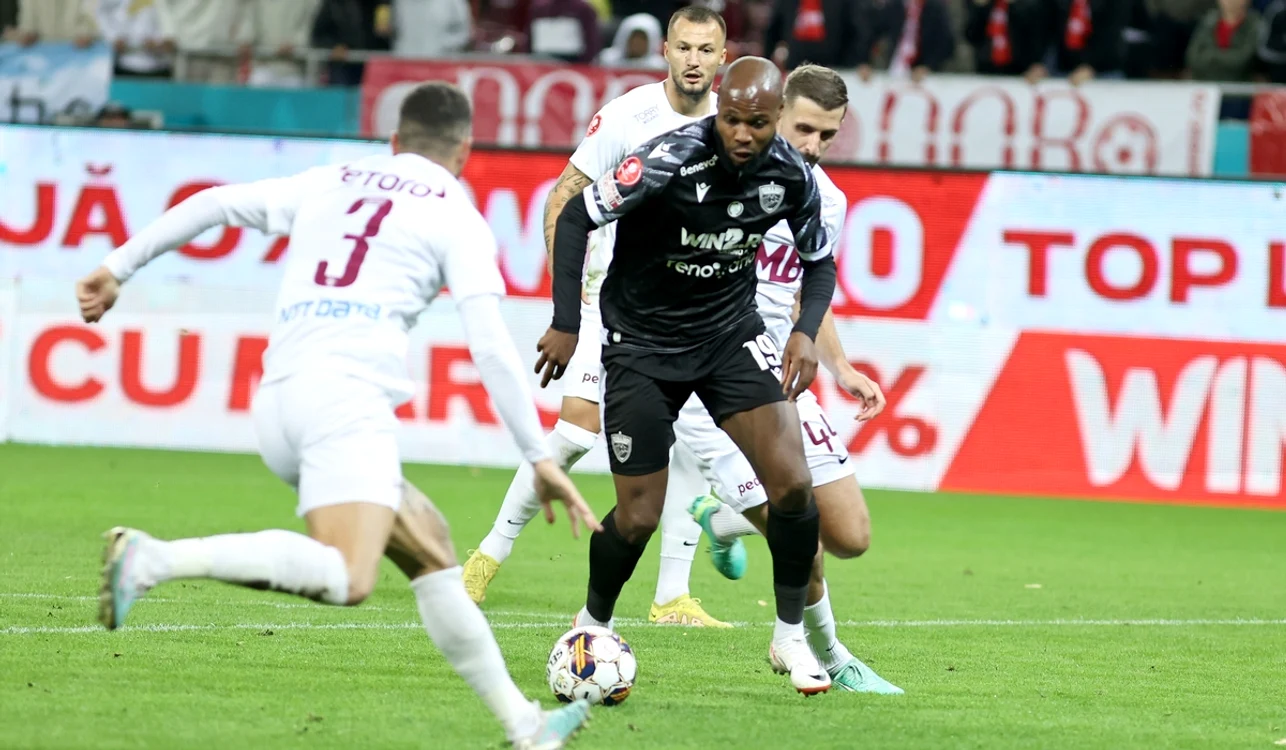 Dinamo i-a dat mari bătăi de cap lui CFR Cluj (FOTO: Sportpictures)