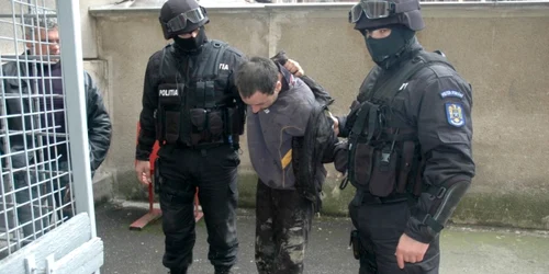 Tâlhar prins şi băgat la pârnaie