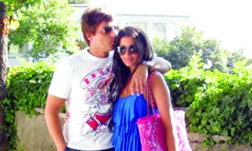 Elena şi Bogdan au petrecut  o vacanţă romantică,  vara aceasta, în Beirut jpeg