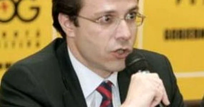 Românii, îndemnaţi de spanioli să voteze la europarlamentare - Revista presei spaniole