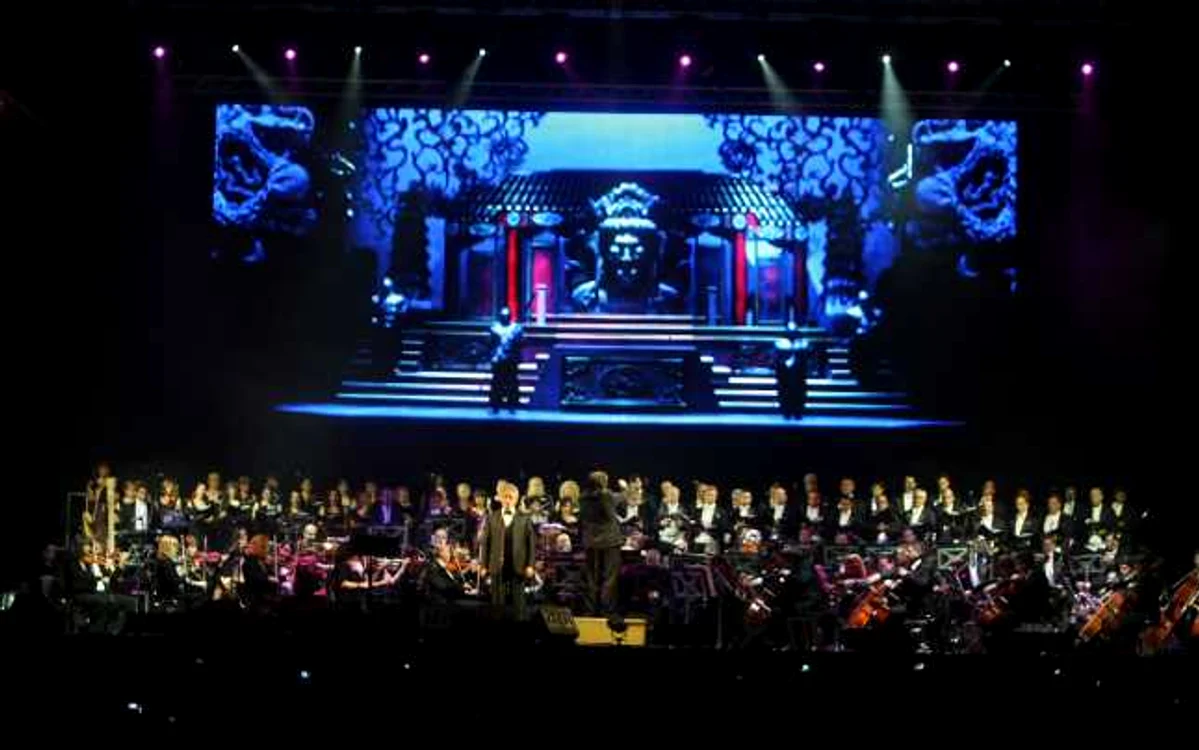 Imagine de la un concert al tenorului italian  FOTO Adevărul