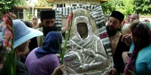 Icoana făcătoare de minuni la biserica Precista