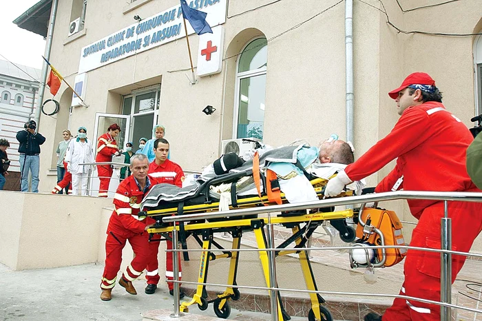 Medicii de la Spitalul de Arşi au făcut minuni în cazul minerilor de la Petrila