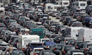 Trafic mare pe A7 spre mare jpeg