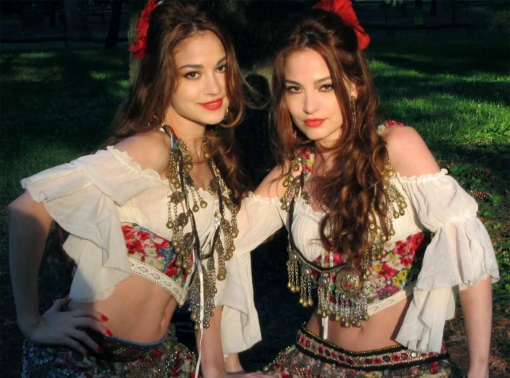 
    Surorile Indiggo încearcă să se impună în showbiz-ul americanFoto: arhiva personală  