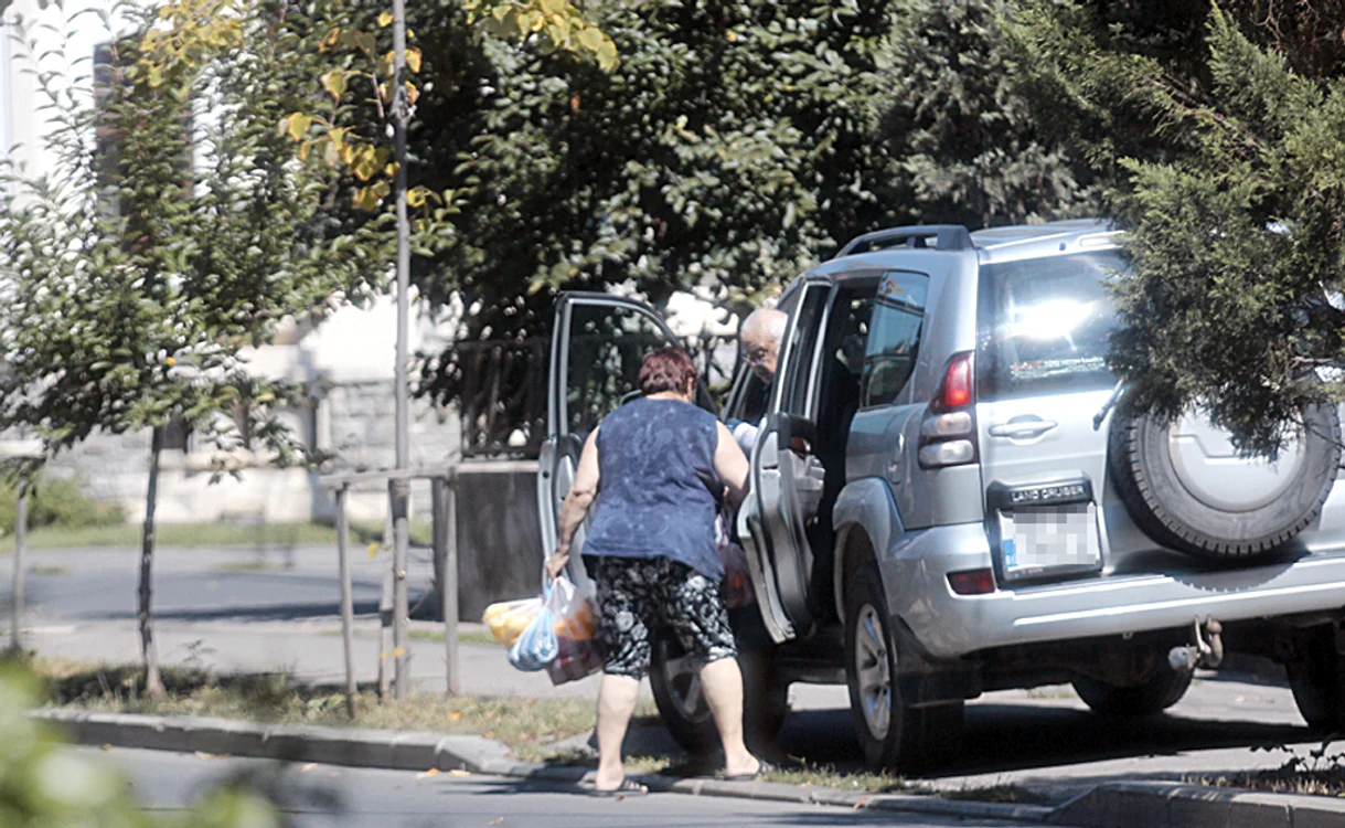 A petrecut câteva ore în piaţa din Cotroceni