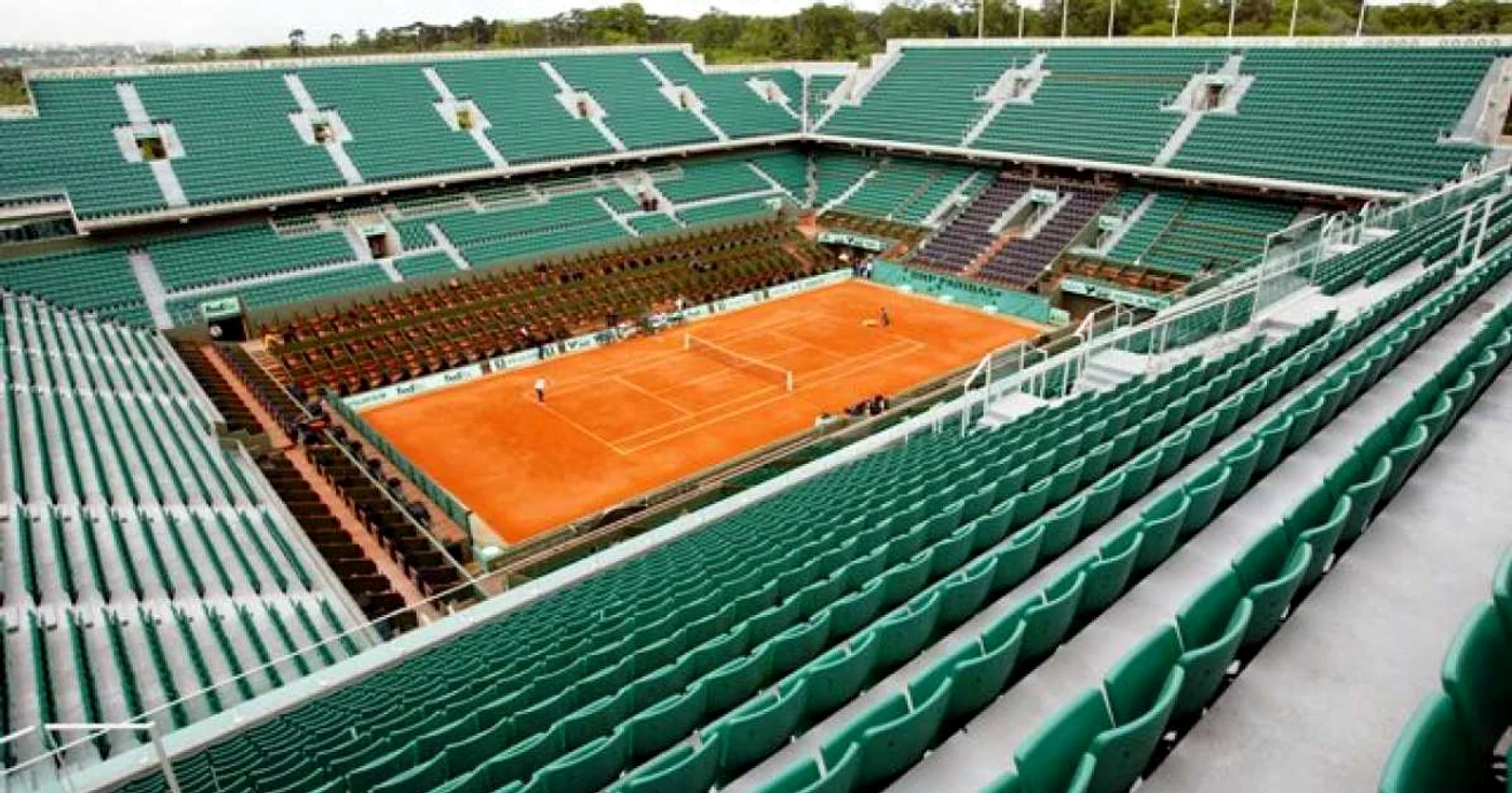 Tenis