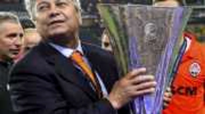 FOTBAL: Lucescu, primul străin desemnat antrenor emerit în Ucraina