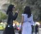 Cosmina Păsărin, surprinsă de Click! în timpul unei ședințe foto fashion, în plină stradă Sursa Click!