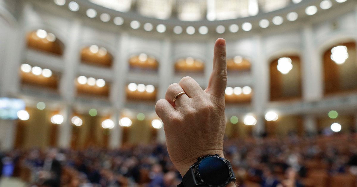 Biroul Permanent al Camerei Deputaților: Componență și Vot Electronic Hibrid