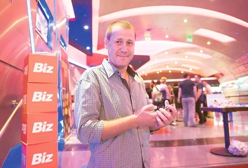 Radu Valentin Băzăvan îi acuză pe cei doi că i-au furat poantele