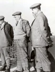 Gheorghe Gheorghiu-Dej și Nicolae Ceaușescu vizitează stațiunea agricolă experimentală Ștefănești-Argeș (© „Fototeca online a comunismului românesc”, cota: 20/1963)