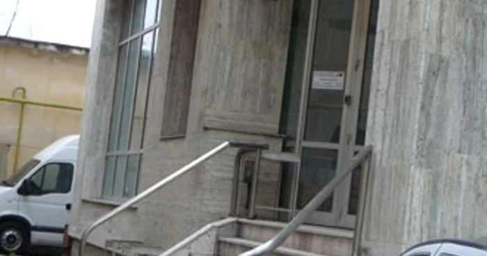 Comisarii Gărzii Financiare au destructurat reţeaua de firme