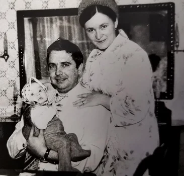 Andreea Marin, imagine rară cu părinții ei - Foto: Instagram