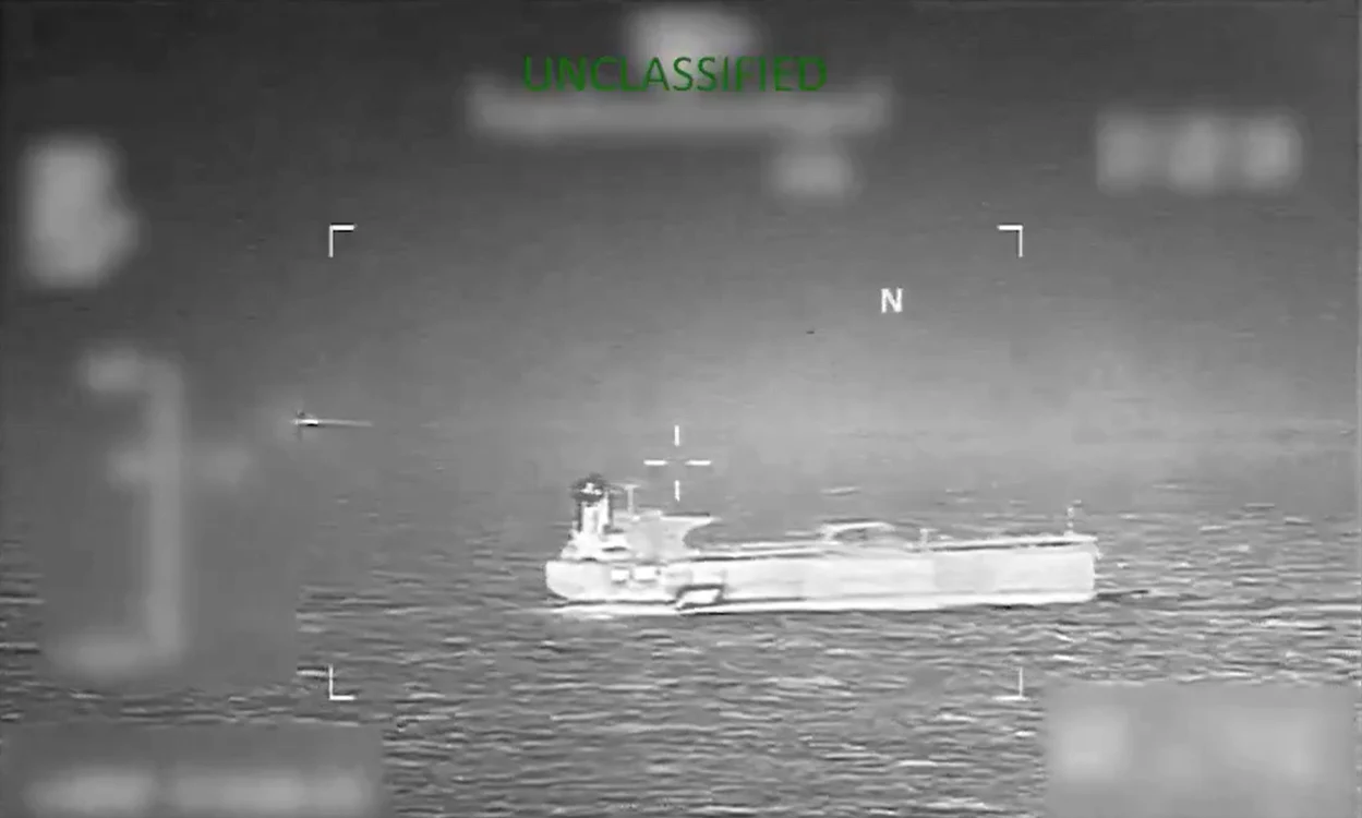 Armata Statelor Unite a capturat joi, 15 ianuarie, un nou petrolier. FOTO: captură video X/@Sec_Noem